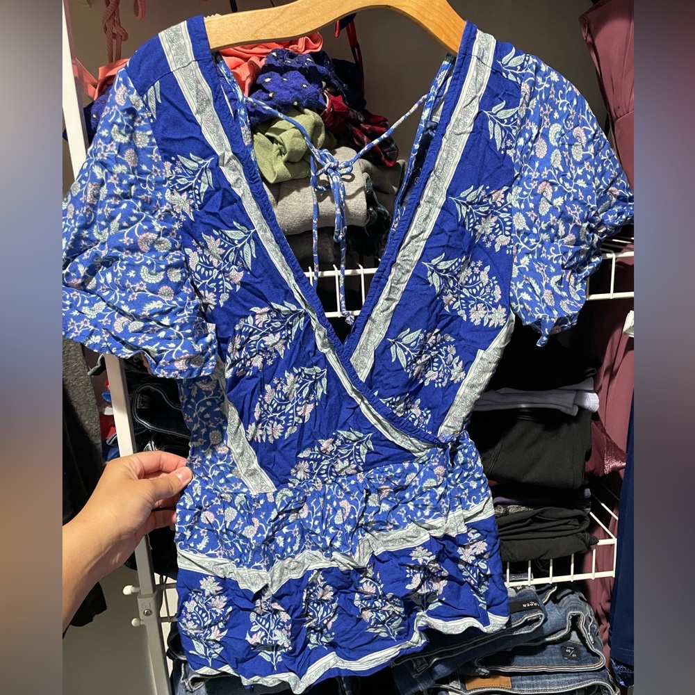 Flutter Sleeve Wrap Top